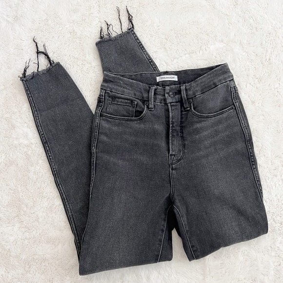 Good American good curve faded black raw hem Jean - Picture 1 of 6